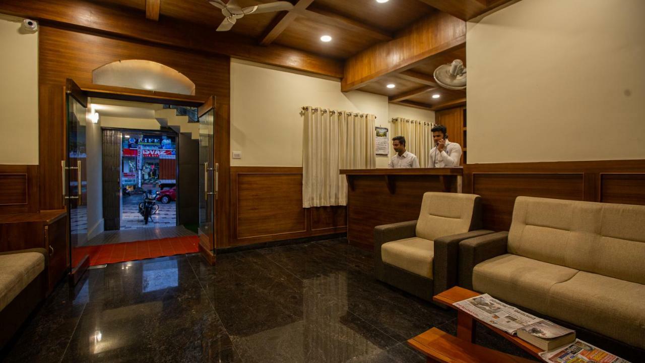 Woodside Residency Hotel Thekkady Ngoại thất bức ảnh