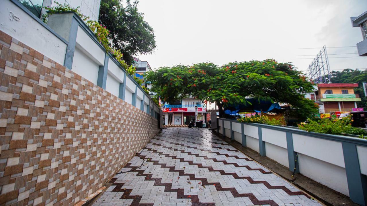 Woodside Residency Hotel Thekkady Ngoại thất bức ảnh